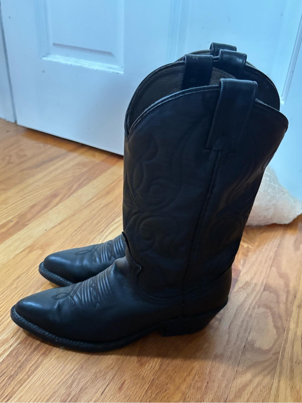 Classic Black Women's Western Cowboy Boots